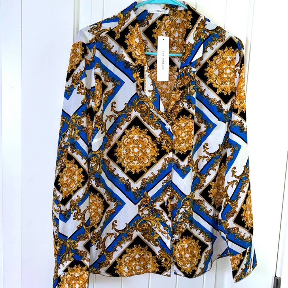 NWT size large button down shirt